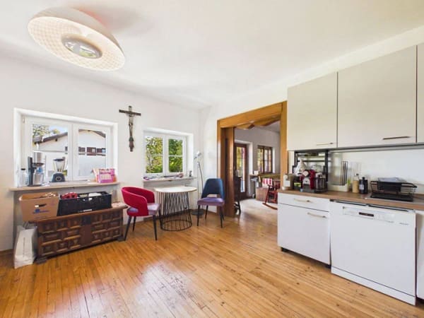 Immobilie in Schäftlarn - Großzügiges Einfamilienhaus mit Südgarten, Garage und viel Platz für die Familie - Bild 4