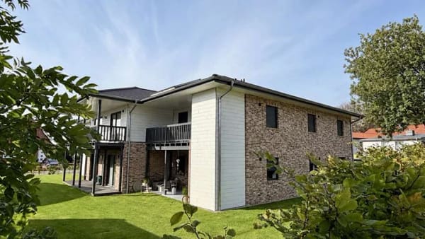 Immobilie in Albersdorf - Neuwertige zentrale, komfortable und energieeffiziente 3-Zimmer-Wohnung mit Balkon im KFW Standard - Bild 0