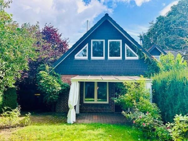 Immobilie in Rullstorf - Charmante Immobilie mit ganz besonderem Charakter! Ein Zuhause mit Natur, Ruhe und Privatsphäre! - Bild 0