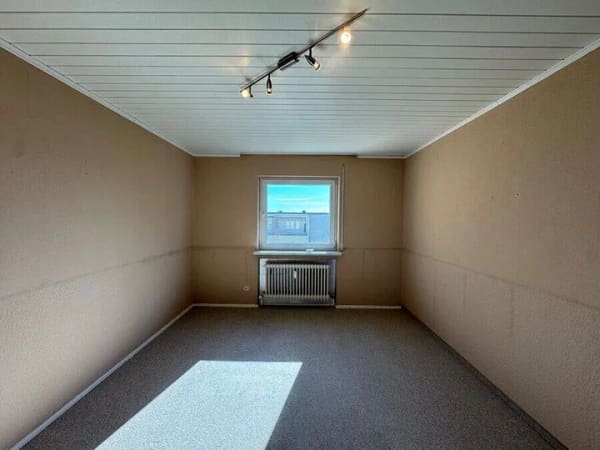 Immobilie in Schwieberdingen - 4-Zimmer-Wohnung in Schwieberdingen mit schöner Aussicht - Bild 2