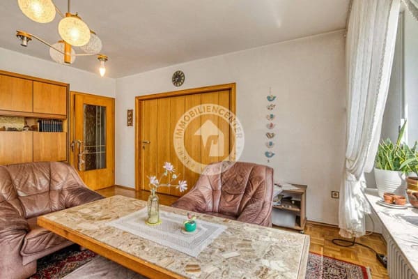 Immobilie in Waltrop - Freistehendes, geräumiges Zweifamilienhaus  auf einem gepflegten Erbpachtgrundstück - Bild 4