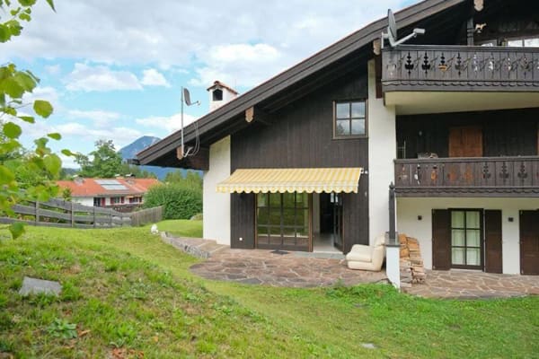 Immobilie in Grainau - Charmante Maisonettewohnung in Grainau - Wohnen wie im eigenen kleinen Haus - Bild 1