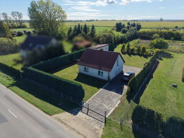 Immobilie in Blankensee - Einfamilienhaus mit großem Grundstück in ruhiger Lage – Nähe Neustrelitz & Neubrandenburg - Bild 2
