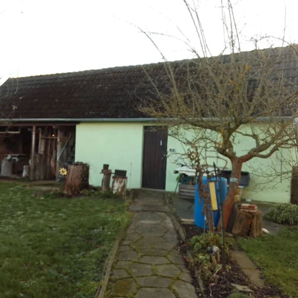 Immobilie in Langenwetzendorf - Massive Doppelhaushälfte mit Nebengebäude und großen Garten - Bild 4