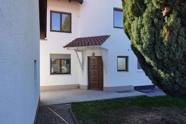 Immobilie in Jettingen-Scheppach - ***BIETERVERFAHREN***
Viel Platz für Ihre Familie – Doppelhaushälfte mit großem Garten! - Bild 4