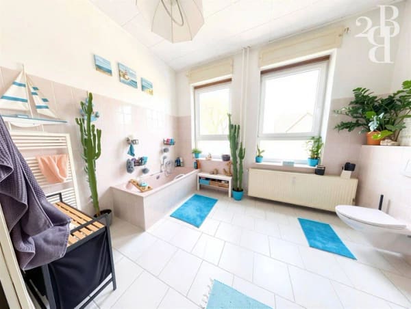 Immobilie in Biederitz - Drei Wohneinheiten, eine Scheune, ein Innenhof - Anwesen auf ca. 2.350 m² bei Magdeburg - Bild 3