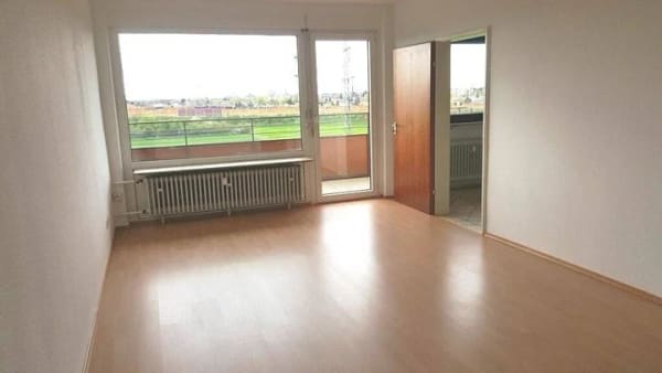 Immobilie in Ilvesheim - 4 ZKB - Balkon, Fahrstuhl und Garage ! - Bild 1