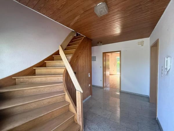 Immobilie in Sachsenheim - Einfamilienhaus freistehend in Sachsenheim - Bild 2