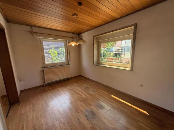 Immobilie in Sachsenheim - Einfamilienhaus freistehend in Sachsenheim - Bild 3
