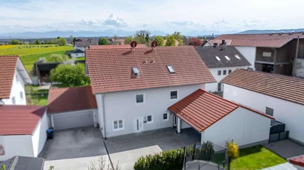 Immobilie in Schwabsoien - Bezugsfreie und familienfreundliche Doppelhaushälfte in Schwabsoien - Bild 1