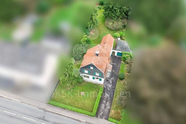 Immobilie in Leichlingen - Historisches Einfamilienhaus mit großem Grundstück und viel Potenzial! - Bild 3