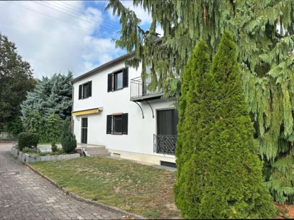Immobilie in Affing - Ein-/Zweifamilienhaus in Aulzhausen -kompakter Garten und Einzelgarage mit Carport- - Bild 1