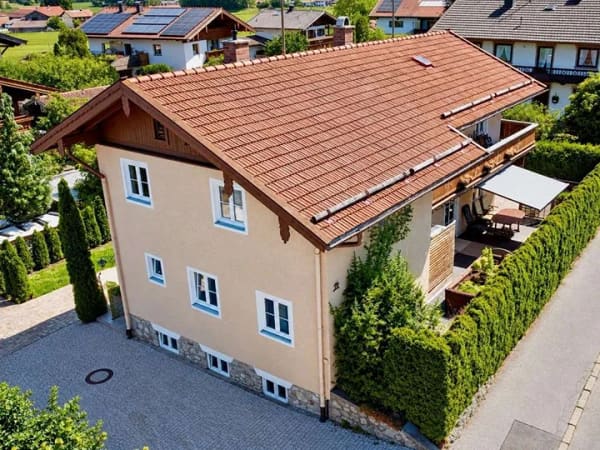 Immobilie in Staudach-Egerndach - Gepflegt, modernisiert & sofort bezugsbereit – Einfamilienhaus in Staudach-Egerndach - Bild 0