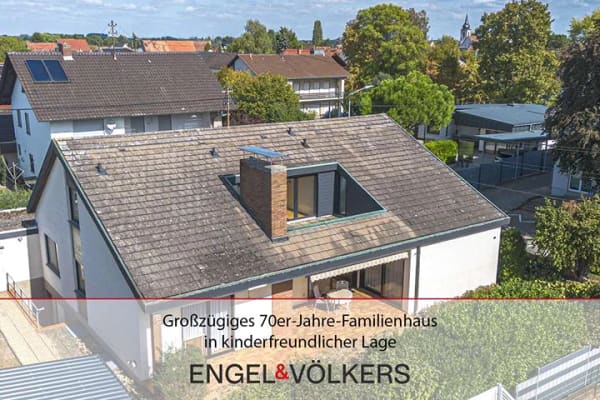 Immobilie in Weingarten (Pfalz) - Großzügiges 70er-Jahre-Familienhaus in kinderfreundlicher Lage! - Bild 0