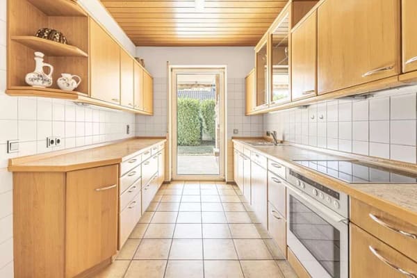 Immobilie in Weingarten (Pfalz) - Großzügiges 70er-Jahre-Familienhaus in kinderfreundlicher Lage! - Bild 4