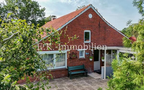 Immobilie in Rhauderfehn - * Einfamilienhaus mit Potenzial * 
gepflegtes Grundstück - Bild 3