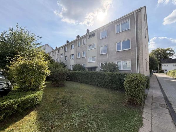 Immobilie in Bielefeld - 1-Zimmer Dachgeschosswohnung mit Potenzial in Heepen - Bild 1