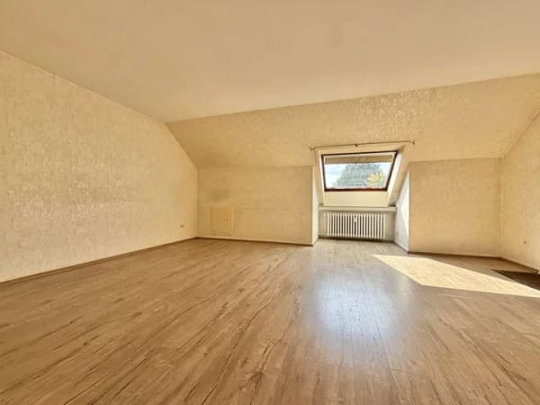 Immobilie in Bielefeld - 1-Zimmer Dachgeschosswohnung mit Potenzial in Heepen - Bild 3