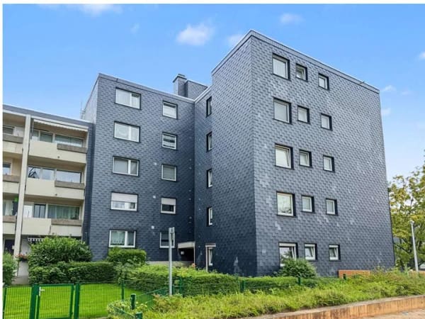 Immobilie in Leverkusen - Vermietete 3-Zimmer-Erdgeschosswohnung mit Loggia in Leverkusen - Bild 0
