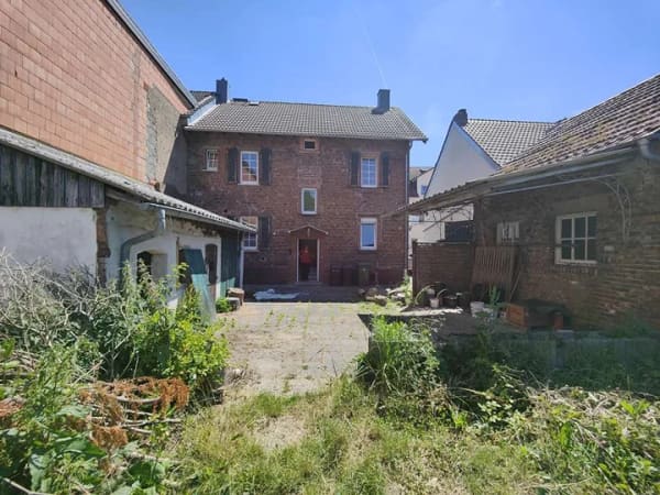 Immobilie in Großkrotzenburg - ***Historisches Wohnhaus mit Entwicklungsmöglichkeiten im Ortskern*** - Bild 3