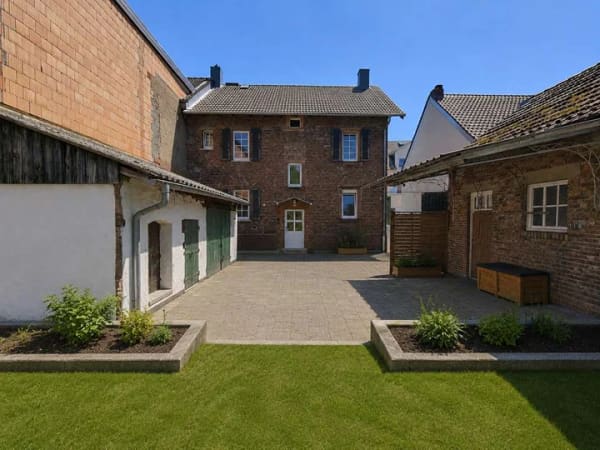 Immobilie in Großkrotzenburg - ***Historisches Wohnhaus mit Entwicklungsmöglichkeiten im Ortskern*** - Bild 4