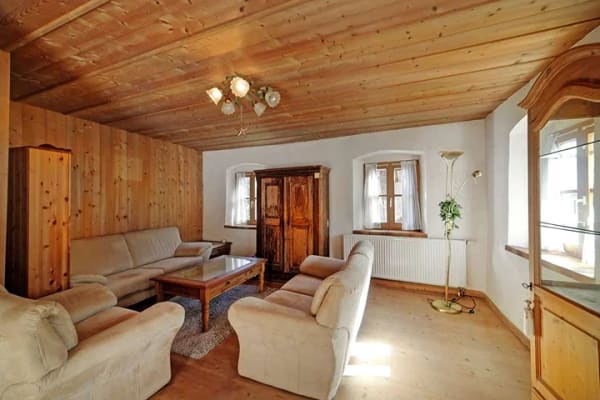 Immobilie in Uffing am Staffelsee - Historisches Bauernanwesen am Staffelsee – Haupthaus, Tenne & Ferienhaus direkt an der Ach - Bild 4