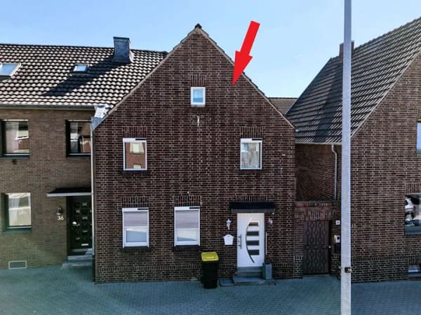 Immobilie in Hückelhoven - Reihenhaus mit Innenhof in der Ortsmitte von Hückelhoven-Millich - Bild 1