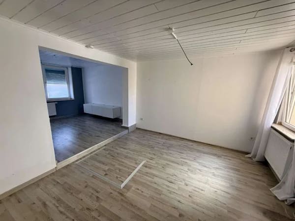 Immobilie in Hückelhoven - Reihenhaus mit Innenhof in der Ortsmitte von Hückelhoven-Millich - Bild 3