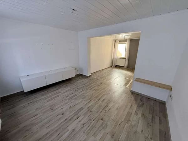 Immobilie in Hückelhoven - Reihenhaus mit Innenhof in der Ortsmitte von Hückelhoven-Millich - Bild 4