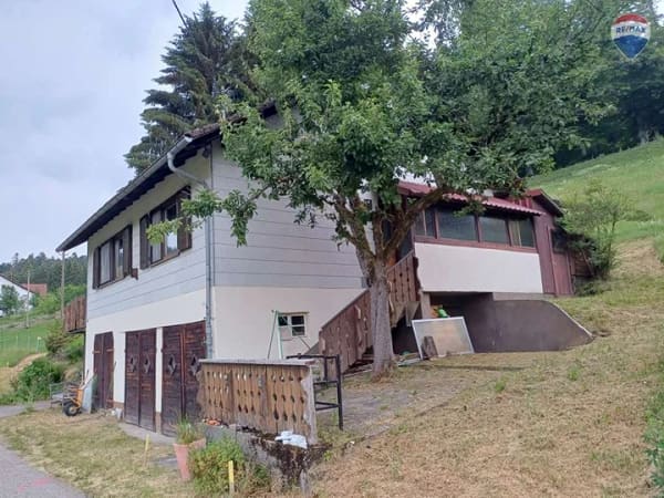 Immobilie in Schopfheim - Wohnhaus mit Quellwasser und großem Grundstück in naturnaher Lage - Bild 0