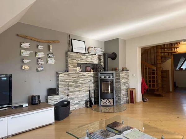Immobilie in Langenargen - Großzügige, gepflegte 4,5-Zimmer Maisonette-Wohnung in Langenagen-Oberdorf!! - Bild 0