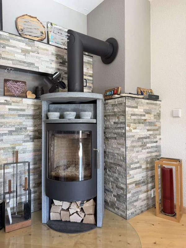 Immobilie in Langenargen - Großzügige, gepflegte 4,5-Zimmer Maisonette-Wohnung in Langenagen-Oberdorf!! - Bild 1