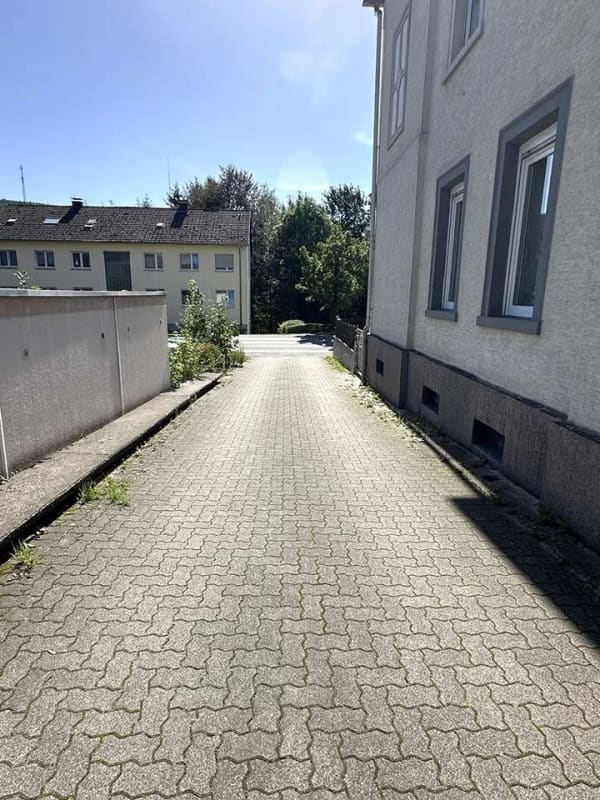 Immobilie in Halver - Zwei schöne Einfamilienhäuser in ruhiger Wohnlage von Halver-Ehringhausen - Bild 1