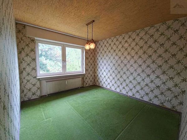 Immobilie in Tönisvorst - Viel Raum für Ihre Ideen – 4-Zimmer-Wohnung mit Gestaltungspotenzial in Vorst - Bild 2