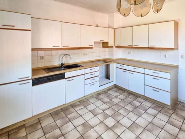 Immobilie in Münchhausen - Einfamilienhaus mit Freiraum und viel Potenzial in Münchhausen - Bild 4