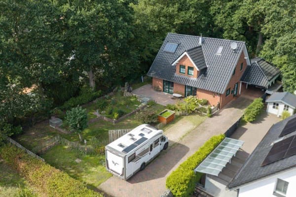 Immobilie in Westerkappeln - Gepflegtes Einfamilienhaus am Siedlungsrand - viel Privatsphäre für die Familie - Bild 2