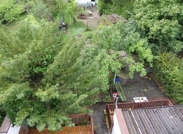 Immobilie in Bamberg - BAMBERG-OST NÄHE ST.HEINRICH: GROSSES STADTHAUS+GARAGE ZUM RENOVIEREN AUF ca.571m2 FÜR 395.000,-EURO - Bild 3