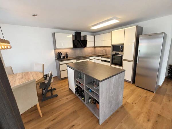 Immobilie in Stephansposching - Sofort freie 3-Zimmer-Gartenwohnung mit Terrasse, Fußbodenheizung und stufenlosem Zugang - Bild 2
