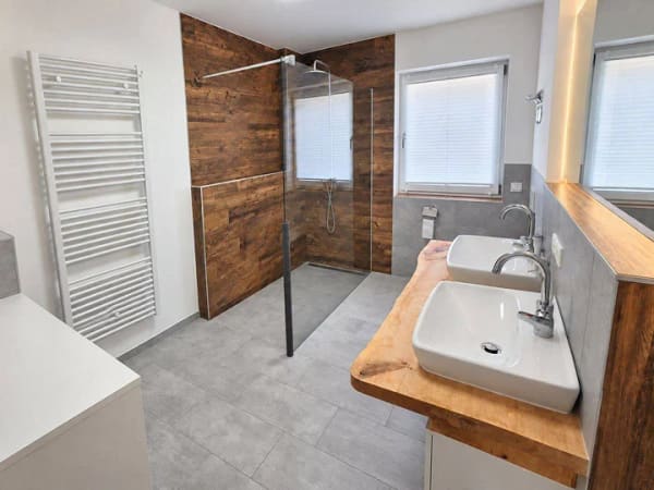 Immobilie in Stephansposching - Sofort freie 3-Zimmer-Gartenwohnung mit Terrasse, Fußbodenheizung und stufenlosem Zugang - Bild 3