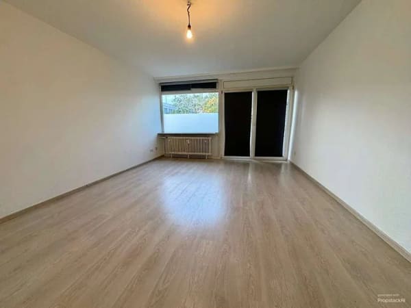 Immobilie in Eschborn - Top-gepflegte 1-Zimmer-Wohnung – ideal für Singles oder Kapitalanlage - Bild 1