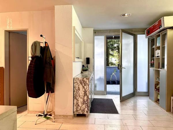 Immobilie in Königstein - Familienhaus mit Potenzial: Freistehend mit Einliegerwohnung und Doppelgarage in Königstein - Bild 1