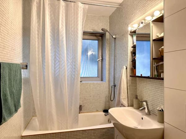 Immobilie in Königstein - Familienhaus mit Potenzial: Freistehend mit Einliegerwohnung und Doppelgarage in Königstein - Bild 2