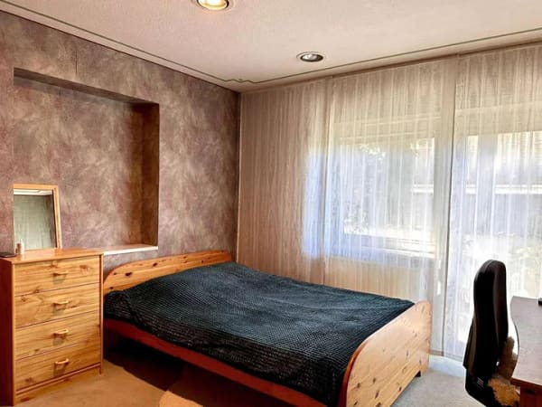 Immobilie in Königstein - Familienhaus mit Potenzial: Freistehend mit Einliegerwohnung und Doppelgarage in Königstein - Bild 4