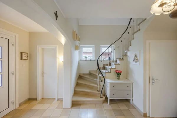 Immobilie in Gescher - Freistehendes Einfamilienhaus mit Garten, Balkon und optimaler Raumaufteilung - Bild 2