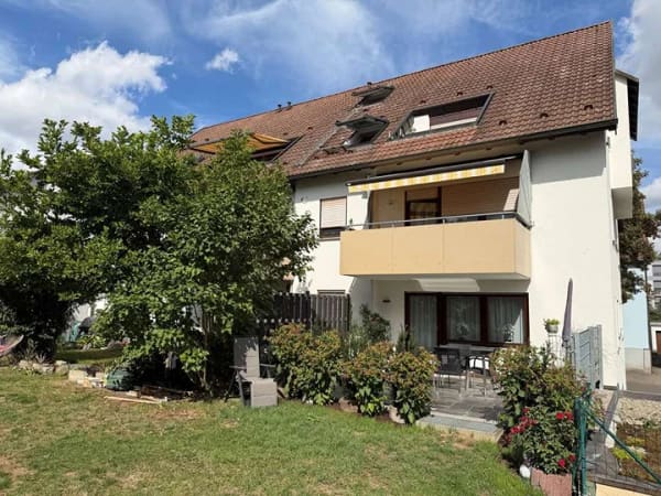 Immobilie in Neuhausen auf den Fildern - Gepflegte 2,5-Zimmer-Wohnung mit Terrasse & Gartenanteil in ruhiger gesuchter Wohnlage von Neuhausen - Bild 2