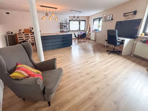 Immobilie in Beltheim - Viel Platz für neue Ideen: Wohnhaus mit Gastronomie und Entwicklungspotenzial - Bild 1
