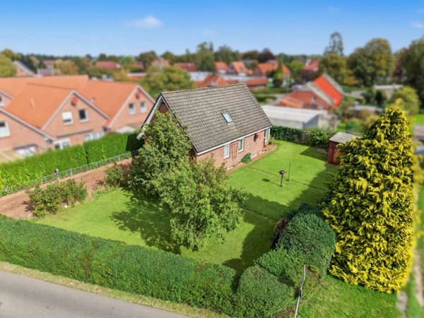 Immobilie in Detern - Gemütliches Zuhause in zentraler Lage von Detern mit Wintergarten und Garage - Bild 1