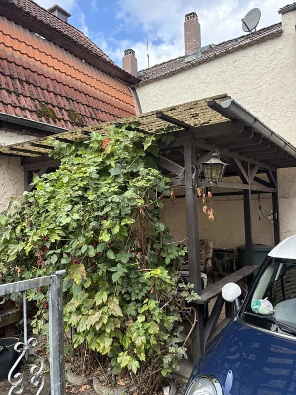Immobilie in Florstadt - Einfamilienhaus mit Freisitz, Garage und ausbaubarem Nebengebäude - OT Staden - Bild 2