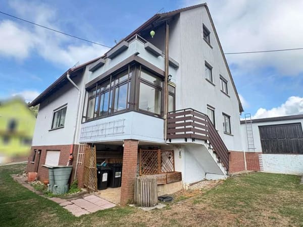Immobilie in Dernbach (Westerwald) - Zweifamilienhaus in bester Lage inkl. bereits vermieteter Wohnung - Bild 3