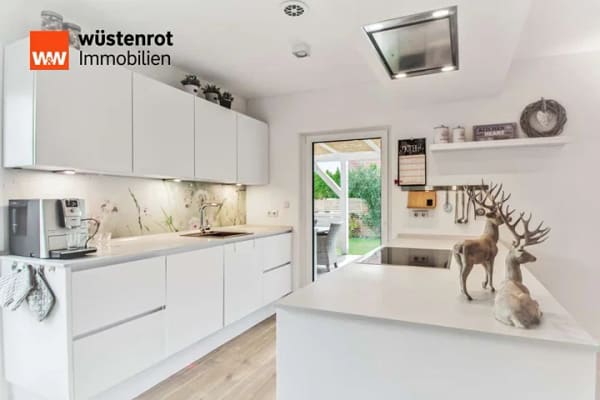 Immobilie in Wolframs-Eschenbach - Exklusives Wohnambiente | Großzügiges Zuhause mit Wohlfühlfaktor - Bild 2